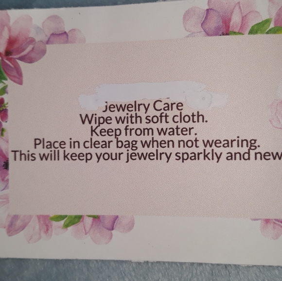 Women’s Fashion Gold Multi- Layered Star Pendant Necklace NEW in Package - Picture 6 of 8